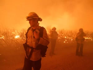 Massive Wildfire Ravages 15,000 Acres in Los Angeles County